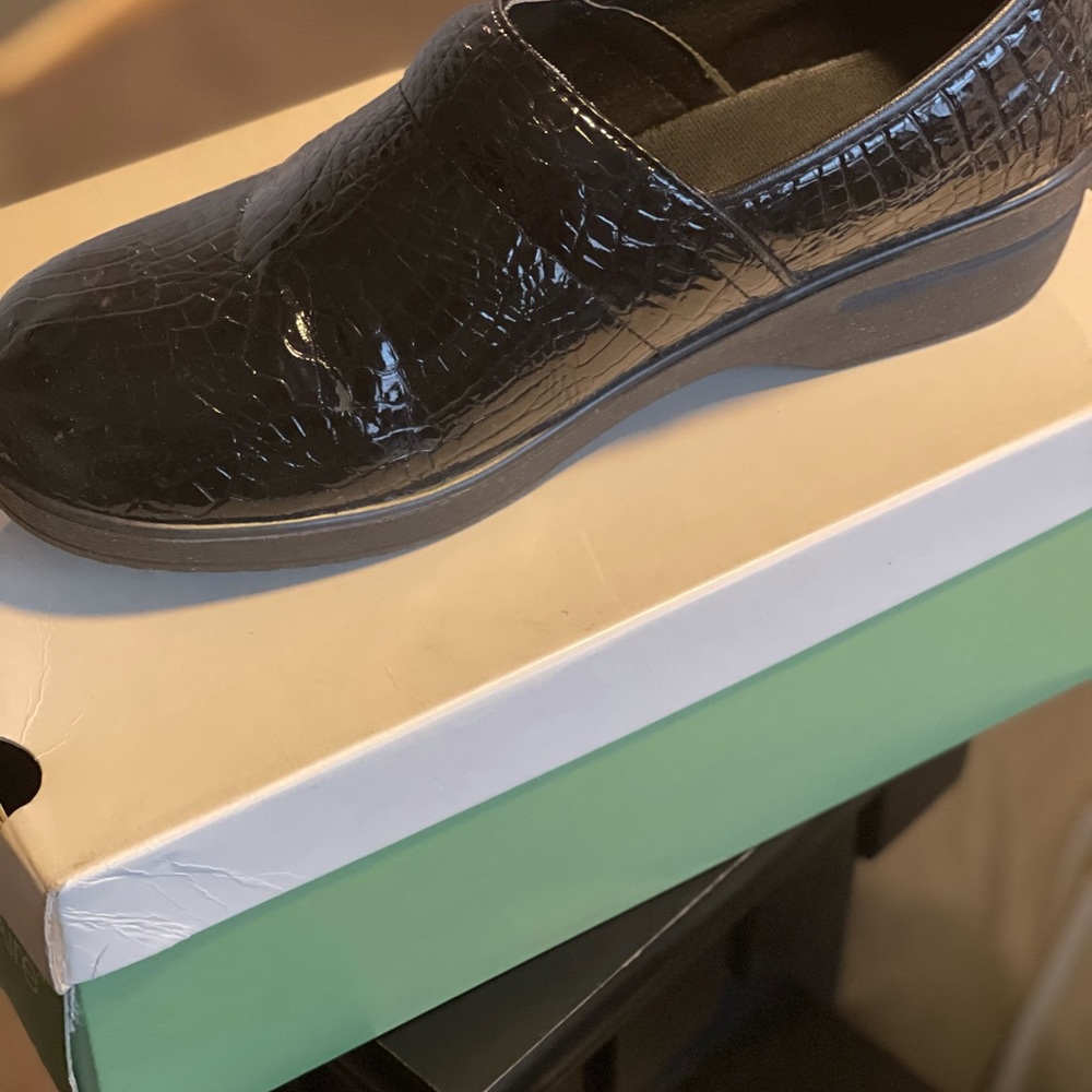 Clogs - Picture 4 of 4